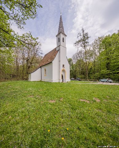 Gemeinde Erharting Landkreis Mühldorf Hampersberg Kirche Außen (Dirschl Johann) Deutschland MÜ